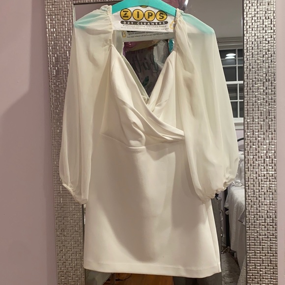 Dresses & Skirts - Cocktail white dress